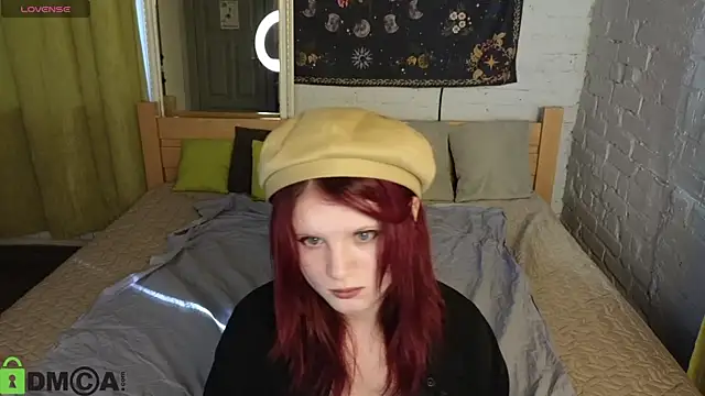 Snapshot of Fox__Cute chatting on 08-04-26, 01:09 Fox Cute online show from 08-04-26, 01:09