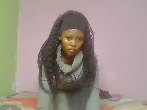 Snapshot of cute_bee chatting on 06-30-26, 02:23 cute bee online show from 06-30-26, 02:23