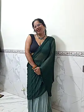 SWEETY01990 online show from 07-22-26, 04:04