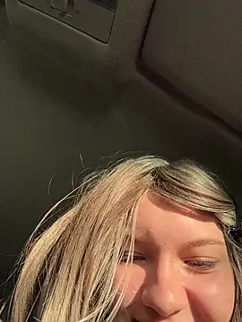 girl-Emily online show from 07-17-26, 04:30