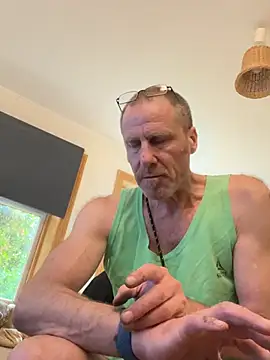 Greg0ri73 online show from 06-25-26, 05:12
