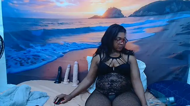 VelvetVixenMilf online show from 07-28-26, 09:03