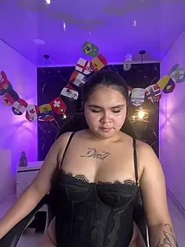 Snapshot of TifanyRoseX chatting on 07-15-26, 06:57 TifanyRoseX online show from 07-15-26, 06:57