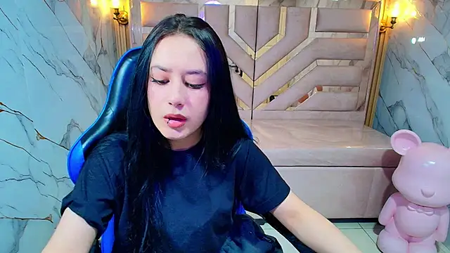 Aleja r  online show from 07-04-26, 08:04