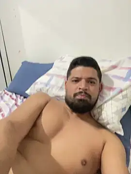 mineirinho3120 online show from 06-13-26, 09:46