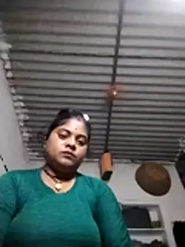 Snapshot of Cut_pihu56 chatting on 06-14-26, 06:10 Cut pihu56 online show from 06-14-26, 06:10