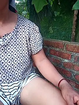 Snapshot of Chin-ni chatting on 07-14-26, 11:16 Chin-ni online show from 07-14-26, 11:16