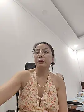 Fanritar online show from 06-18-26, 03:38