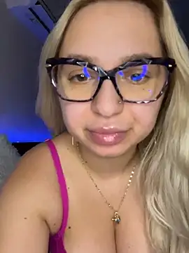 xLexi online show from 07-04-26, 04:02