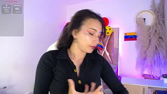 Camiila  1 online show from 07-16-26, 11:05