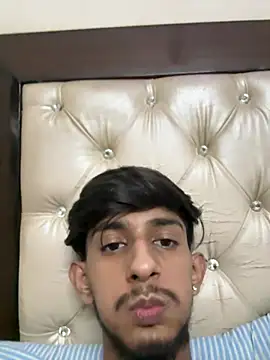 ronnnnn718 online show from 06-17-26, 08:21