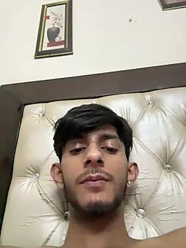 ronnnnn718 online show from 07-02-26, 09:26
