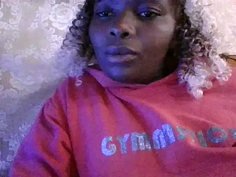 lucyswee online show from 07-28-26, 05:36