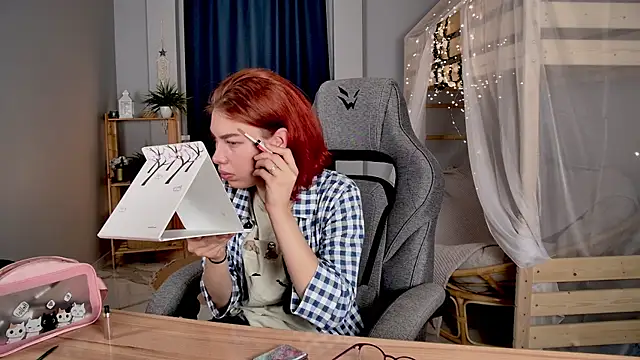 Snapshot of SeraphineDuskryn chatting on 07-21-26, 08:49 SeraphineDuskryn online show from 07-21-26, 08:49