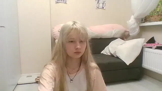 DinaKolter online show from 07-17-26, 05:07