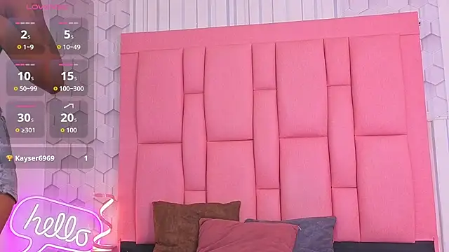 emelysweett online show from 06-25-26, 11:37