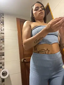  Melany Martinez online show from 06-19-26, 04:11