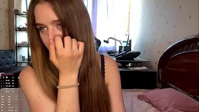 Annaeyes online show from 07-18-26, 07:34