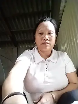 Snapshot of Chily-yy chatting on 07-25-26, 03:26 Chily-yy online show from 07-25-26, 03:26