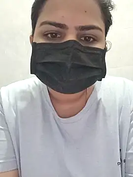 Snapshot of kaur00sim chatting on 06-16-26, 05:43 kaur00sim online show from 06-16-26, 05:43