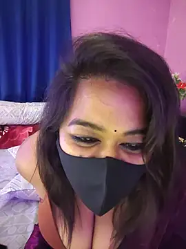 Snapshot of beauty_lisa- chatting on 06-12-26, 05:56 beauty lisa- online show from 06-12-26, 05:56