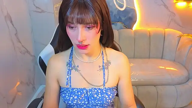 Lily Tx online show from 06-21-26, 12:41