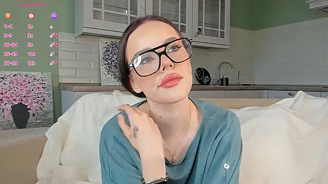 Snapshot of KianaBrownn chatting on 06-15-26, 01:24 KianaBrownn online show from 06-15-26, 01:24