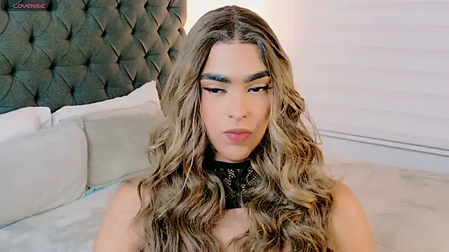 Snapshot of Scarlethvhonparker chatting on 09-27-25, 02:05 Scarlethvhonparker online show from 09-27-25, 02:05