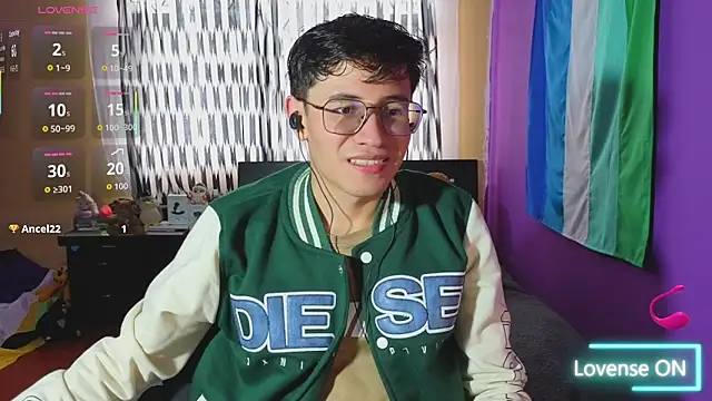 Snapshot of Angelito_Twink chatting on 06-21-26, 08:44 Angelito Twink online show from 06-21-26, 08:44