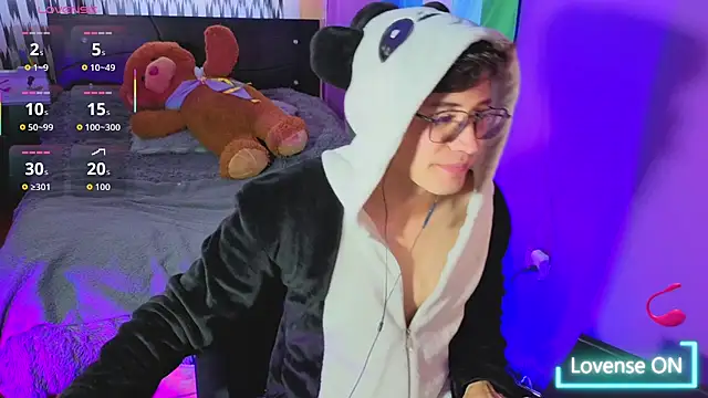 Snapshot of Angelito_Twink chatting on 07-06-26, 01:52 Angelito Twink online show from 07-06-26, 01:52