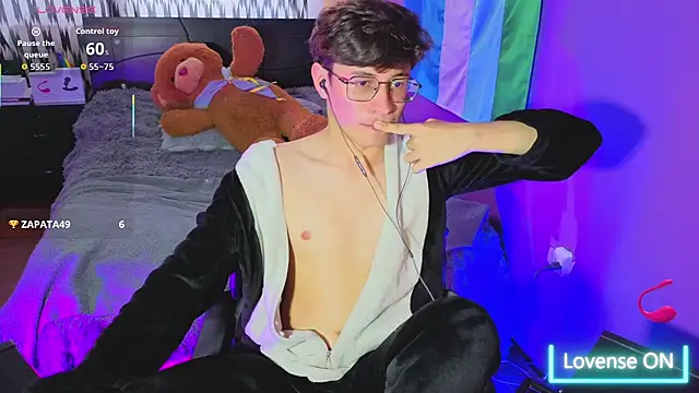 Snapshot of Angelito_Twink chatting on 07-06-26, 03:03 Angelito Twink online show from 07-06-26, 03:03