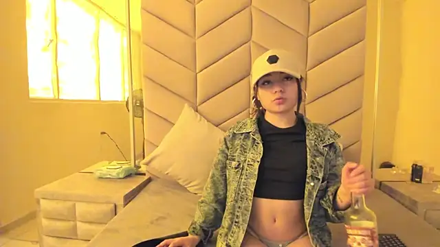 Eve auraa69 online show from 07-14-26, 02:12