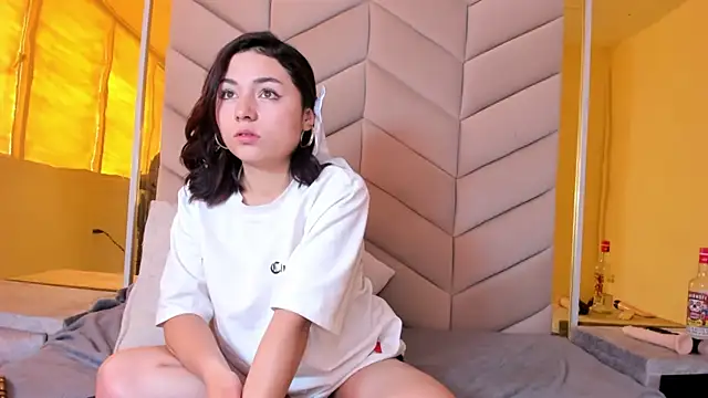 Eve auraa69 online show from 07-18-26, 03:27
