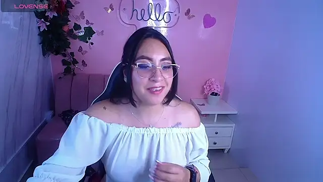 Snapshot of Ariabliss_ch chatting on 06-12-26, 10:52 Ariabliss ch online show from 06-12-26, 10:52