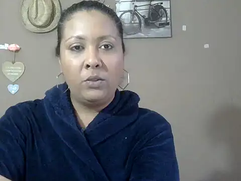 Snapshot of Ruby-Angel29 chatting on 06-23-26, 10:24 Ruby-Angel29 online show from 06-23-26, 10:24