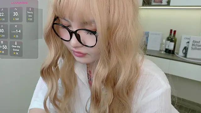 sakuraclover online show from 06-20-26, 03:53