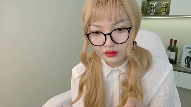 sakuraclover online show from 06-25-26, 04:23