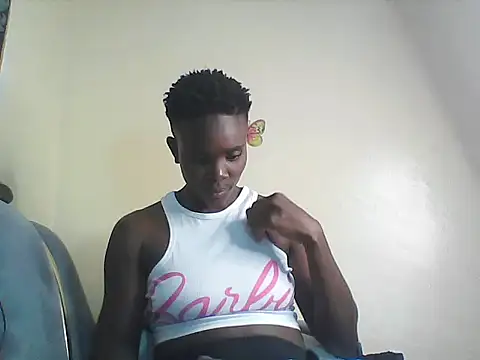 cutechocolate online show from 06-15-26, 09:28