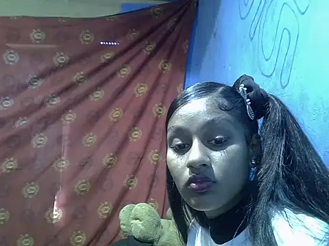Snapshot of indianbeauty980 chatting on 07-18-26, 11:47 indianbeauty980 online show from 07-18-26, 11:47