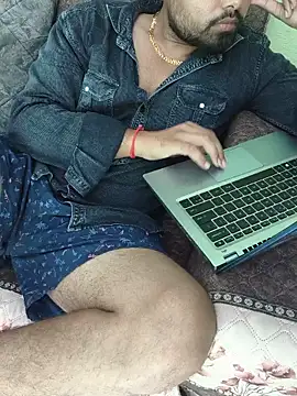 Snapshot of bhabi_lovers_88 chatting on 06-15-26, 09:00 bhabi lovers 88 online show from 06-15-26, 09:00