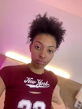 Kiara Kamau XXX online show from 07-09-26, 11:47