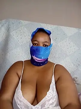 Snapshot of heavyweight26 chatting on 06-16-26, 08:39 heavyweight26 online show from 06-16-26, 08:39