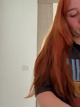 HeyLizaBeth online show from 06-15-26, 01:35