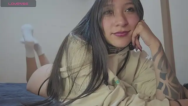isasaenz  online show from 07-21-26, 03:20