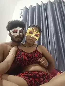 cutecouple14324 online show from 06-25-26, 04:44