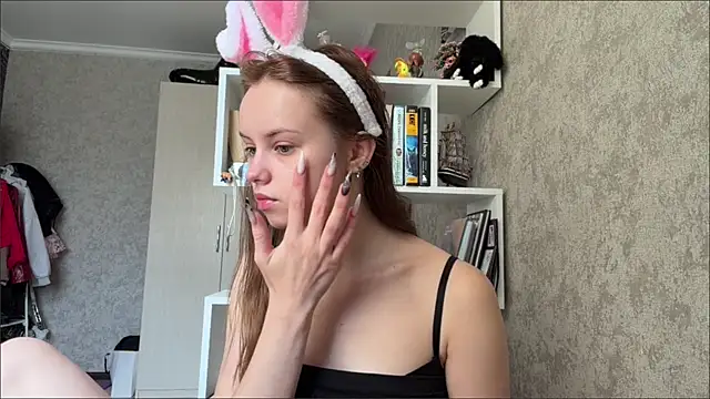 Mollybeans online show from 07-22-26, 11:02