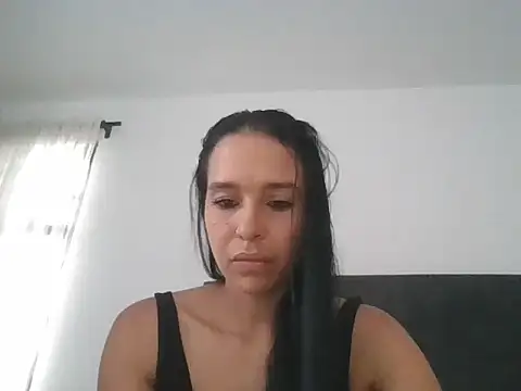 Snapshot of franshesca_000 chatting on 06-22-26, 11:02 franshesca 000 online show from 06-22-26, 11:02