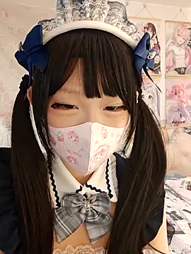 Snapshot of snow-2 chatting on 06-19-26, 05:12 snow-2 online show from 06-19-26, 05:12