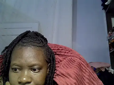 Snapshot of Snylove chatting on 06-15-26, 08:33 Snylove online show from 06-15-26, 08:33