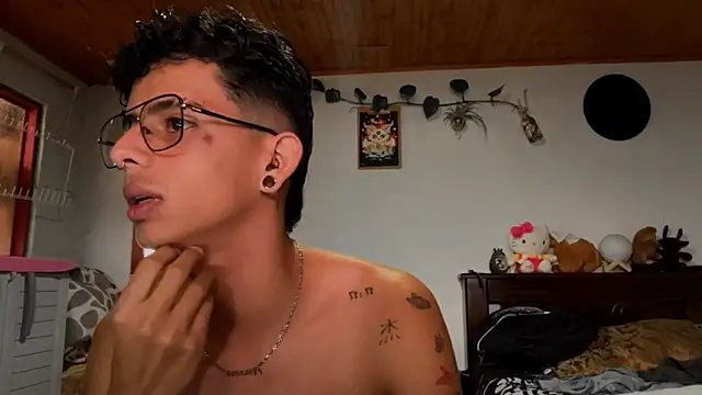 ibrat andy1 online show from 06-18-26, 04:33